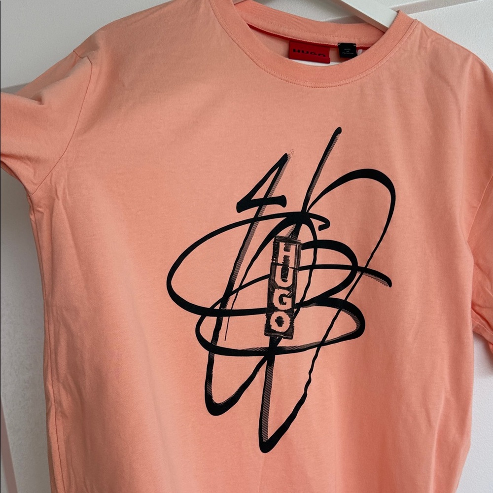 Hugo Boss Coral Crewneck Graphic Tee - Picture 3 of 9